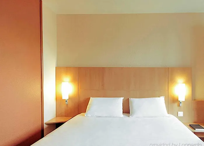 Flanades 3* Сарсель